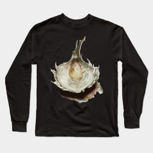 Onion Layers: The Core Truth - Peeling Away the Layers of Deception on a Dark Background Long Sleeve T-Shirt